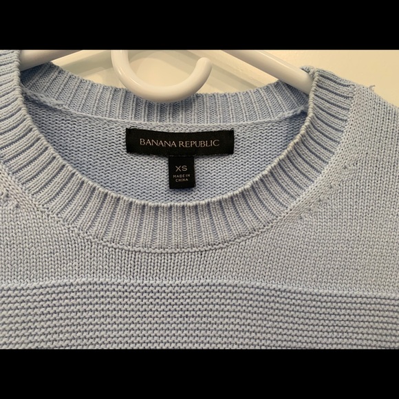 Banana Republic Three Quarter Sleeves BabyBlue Sweeter Scooped Neck Size XS - Picture 3 of 4